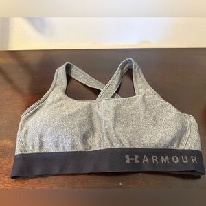 Under Armour mid impact cross back sports bra